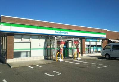 ファミリーマート　秋田寺内イサノ店の画像1