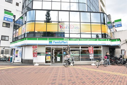 ファミリーマート 高円寺陸橋店の画像1