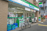 ファミリーマート 杉並成田東五丁目店