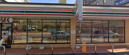 セブンイレブン 堺東駅前店の画像1