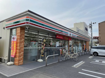 セブンイレブン 山科東野門口町店の画像1