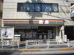 セブン-イレブン 神宮外苑西店の画像1
