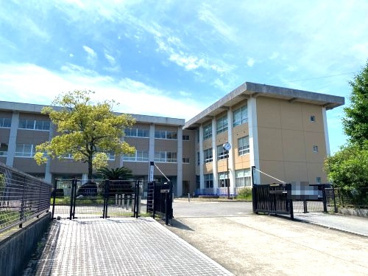 四日市市立桜小学校の画像1
