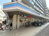 コンビニエンスストア ローソン JR尼崎駅前店