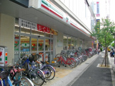 コンビニエンスストア セブンイレブン 阪急武庫之荘駅店