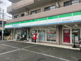 コンビニエンスストア ファミリーマート 尼崎大庄西町店
