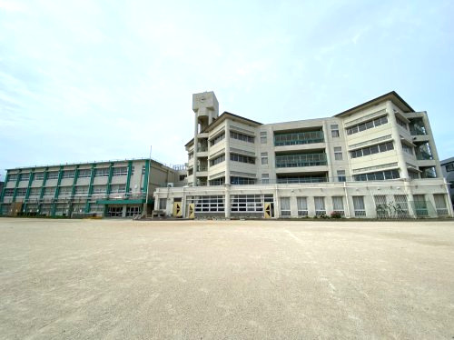 四日市市立日永小学校の画像