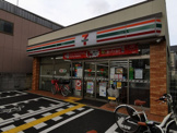 セブンイレブン 足立竹ノ塚駅西店