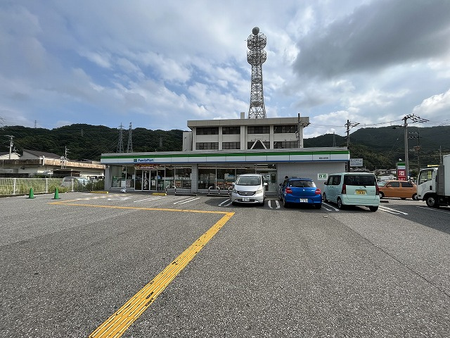 ファミリーマート