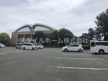 豊橋市総合体育館の画像1