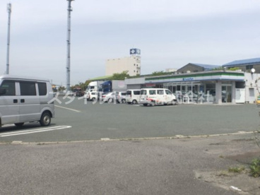 ファミリーマート 豊橋問屋町店の画像1