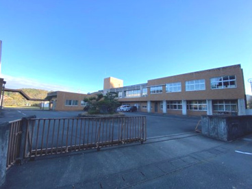 津市立八ツ山小学校の画像1