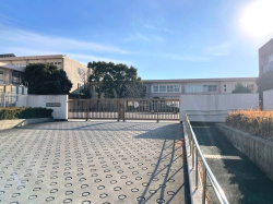 津市立一身田中学校の画像