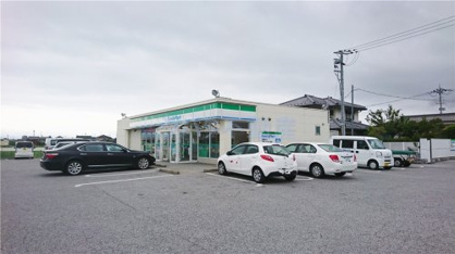 ファミリーマート 彦根金田町店の画像1