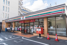 セブン-イレブン 東京医科大前店