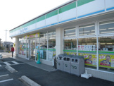 ファミリーマート美園店