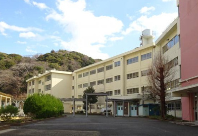逗子市立久木中学校の画像1