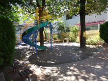 新宿区立すえひろ児童遊園
