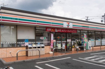 セブンイレブン 足立古千谷本町３丁目店