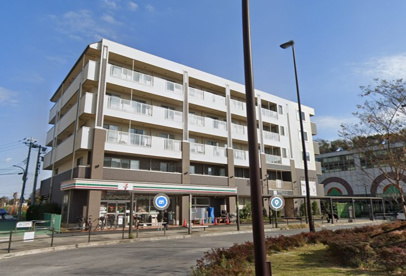 セブンイレブン 飯山満駅前店の画像1