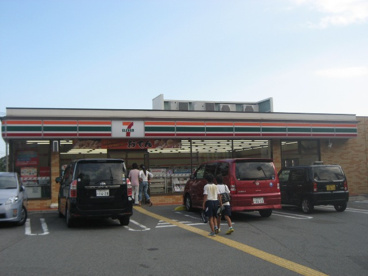 セブン−イレブン　神戸上池田５丁目店の画像1