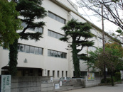 伊丹市立緑丘小学校
