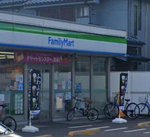 ファミリーマート お花茶屋二丁目店の画像1