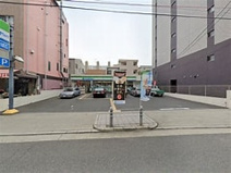 ファミリーマート 新北野三丁目店