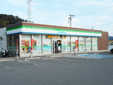 ファミリーマート日高萩原店の画像1