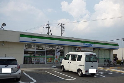 ファミリーマート 堺岩室店の画像1