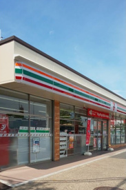 セブン-イレブン 横浜十日市場西店の画像1