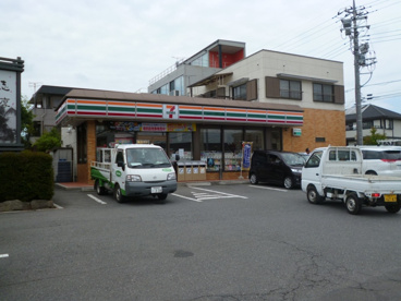 セブンイレブン乗附店の画像1