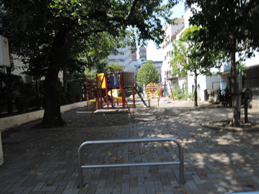 荒川区立　日暮里第一児童遊園の画像4