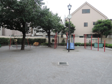 荒川区立　東尾久上児童遊園の画像1