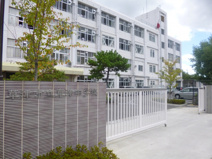 草津中学校