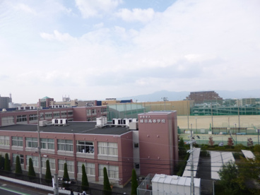 綾羽高等学校の画像1