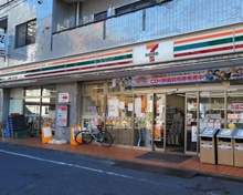 セブン-イレブン 新宿東五軒町店