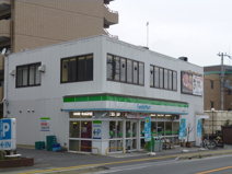 ファミリーマート