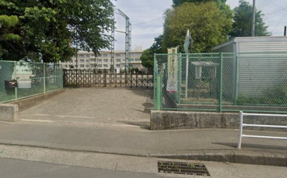 厚木市立依知南小学校の画像1