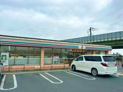 セブンイレブン 幸手緑台店の画像