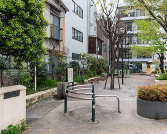 新宿区立やまぶき児童遊園の画像1