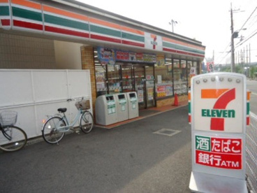 セブンイレブン 堺大浜中町3丁店の画像1