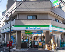 ファミリーマート 四谷若葉店
