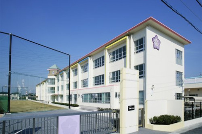 名古屋市立吉根小学校の画像1