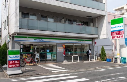ファミリーマート 大田北糀谷一丁目店の画像1