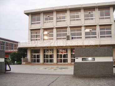 鴻巣市立赤見台第二小学校の画像1