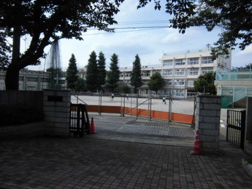 練馬区立豊渓中学校の画像1