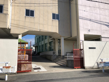 大阪市立遠里小野小学校の画像3