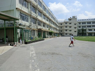 北区立堀船小学校の画像1