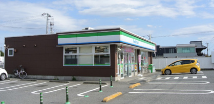 ファミリーマート 千葉若松町店の画像1